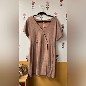 Madewell az L V-Neck Short Sleeve Dress in Pink